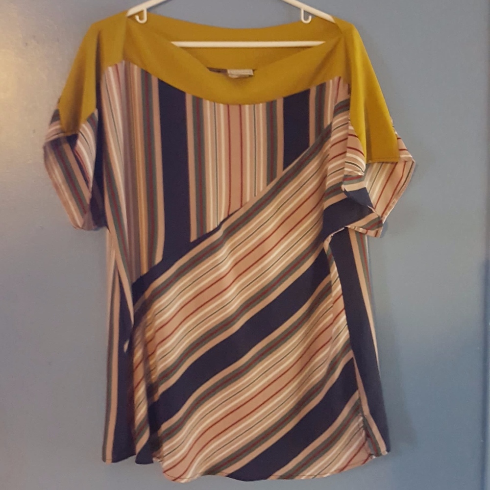 Women's Top